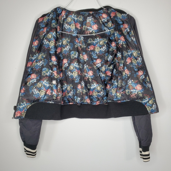 20) AE Reversible Floral Bomber Jacket *As Seen on Jenna Tatum* Sz. S - Picture 4 of 12